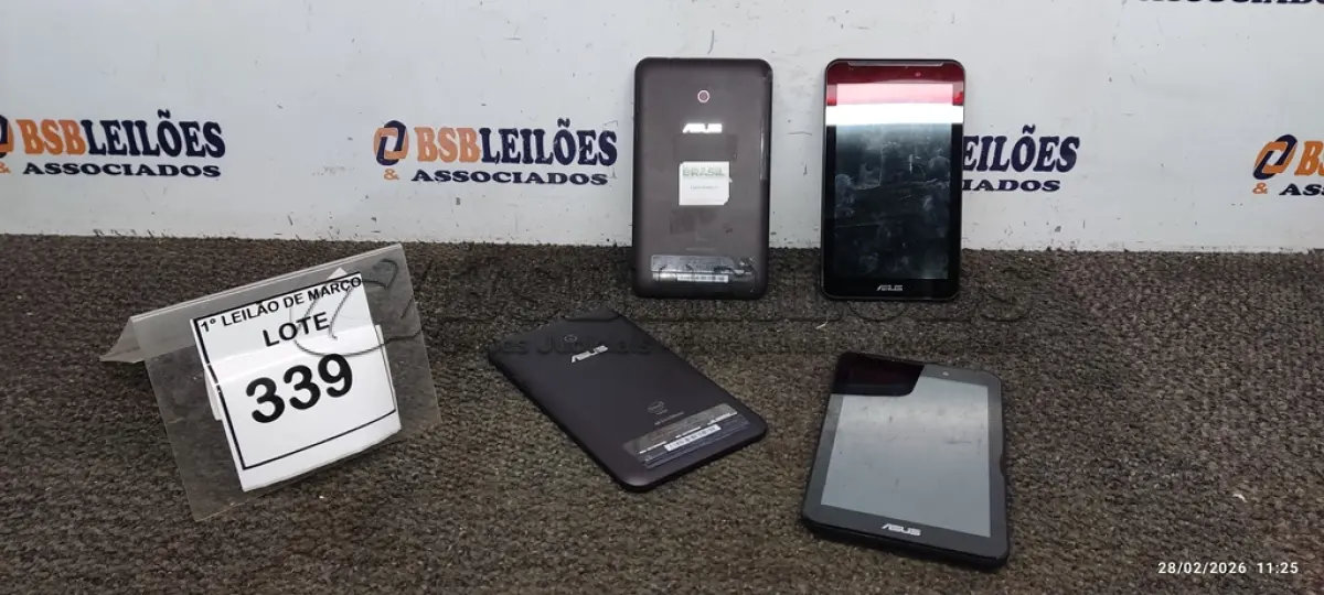LOTE 339 - 04 TABLETS MARCA ASUS SEM CARREGADOR. (NO ESTADO) ATENÇÃO! FAZER A VISITAÇÃO ANTES DE ARREMATAR, NÃO SABEMOS SE FUNCIONA, LEILÃO NÃO TEM GARANTIA E NEM DEVOLUÇÃO, SUJEITO A POSSÍVEIS AVARIAS VISÍVEIS/OCULTAS E/OU AUSÊNCIA DE COMPONENTES.
