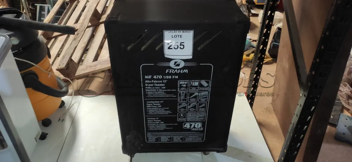 LOTE 255 - 01 CAIXA DE SOM AMPLIFICADORA MARCA FRAHM. (NO ESTADO) ATENÇÃO! FAZER A VISITAÇÃO ANTES DE ARREMATAR, NÃO SABEMOS SE FUNCIONA, LEILÃO NÃO TEM GARANTIA E NEM DEVOLUÇÃO, SUJEITO A POSSÍVEIS AVARIAS VISÍVEIS/OCULTAS E/OU AUSÊNCIA DE COMPONENTES.
