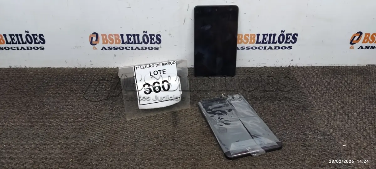 LOTE 360 - 02 TABLETS MARCA DELL SEM CARREGADOR. (NO ESTADO) ATENÇÃO! FAZER A VISITAÇÃO ANTES DE ARREMATAR, NÃO SABEMOS SE FUNCIONA, LEILÃO NÃO TEM GARANTIA E NEM DEVOLUÇÃO, SUJEITO A POSSÍVEIS AVARIAS VISÍVEIS/OCULTAS E/OU AUSÊNCIA DE COMPONENTES.