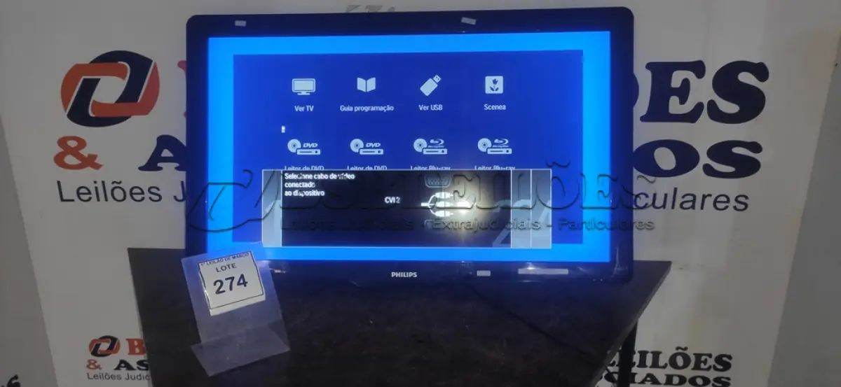 LOTE 274 - 01 TV LCD 40’’ MARCA PHILIPS. (NO ESTADO) ATENÇÃO! FAZER A VISITAÇÃO ANTES DE ARREMATAR, NÃO SABEMOS SE FUNCIONA, LEILÃO NÃO TEM GARANTIA E NEM DEVOLUÇÃO, SUJEITO A POSSÍVEIS AVARIAS VISÍVEIS/OCULTAS E/OU AUSÊNCIA DE COMPONENTES.
