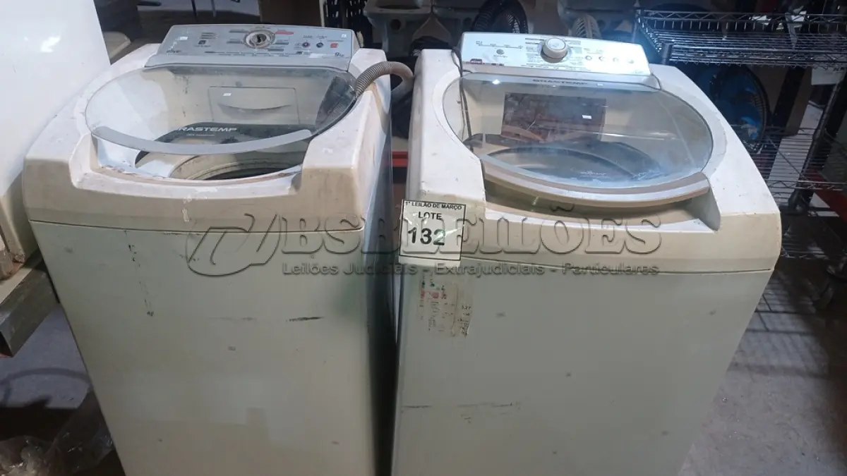 LOTE 132 - 02 MÁQUINAS DE LAVAR 220V SENDO 01 DE 11KG E 01 DE 9KG MARCA BRASTEMP. (NO ESTADO) ATENÇÃO! FAZER A VISITAÇÃO ANTES DE ARREMATAR, NÃO SABEMOS SE FUNCIONA, LEILÃO NÃO TEM GARANTIA E NEM DEVOLUÇÃO, SUJEITO A POSSÍVEIS AVARIAS VISÍVEIS/OCULTAS E/OU AUSÊNCIA DE COMPONENTES.