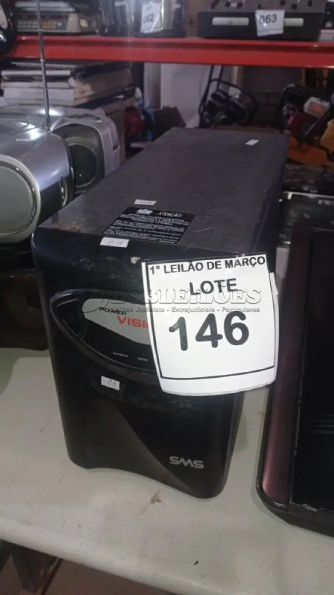 LOTE 146 - 01 NOBREAK DE 3.000VA MARCA SMS. (NO ESTADO) ATENÇÃO! FAZER A VISITAÇÃO ANTES DE ARREMATAR, NÃO SABEMOS SE FUNCIONA, LEILÃO NÃO TEM GARANTIA E NEM DEVOLUÇÃO, SUJEITO A POSSÍVEIS AVARIAS VISÍVEIS/OCULTAS E/OU AUSÊNCIA DE COMPONENTES.