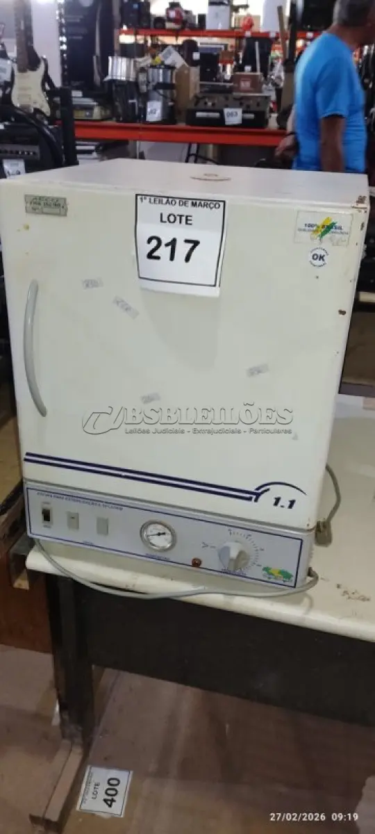 LOTE 217 - 01 ESTUFA DE ESTERILIZAÇÃO E SECAGEM. (NO ESTADO) ATENÇÃO! FAZER A VISITAÇÃO ANTES DE ARREMATAR, NÃO SABEMOS SE FUNCIONA, LEILÃO NÃO TEM GARANTIA E NEM DEVOLUÇÃO, SUJEITO A POSSÍVEIS AVARIAS VISÍVEIS/OCULTAS E/OU AUSÊNCIA DE COMPONENTES.