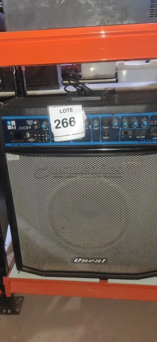 LOTE 266 - 01 CAIXA DE SOM AMPLIFICADORA MARCA ONEAL. (NO ESTADO) ATENÇÃO! FAZER A VISITAÇÃO ANTES DE ARREMATAR, NÃO SABEMOS SE FUNCIONA, LEILÃO NÃO TEM GARANTIA E NEM DEVOLUÇÃO, SUJEITO A POSSÍVEIS AVARIAS VISÍVEIS/OCULTAS E/OU AUSÊNCIA DE COMPONENTES.