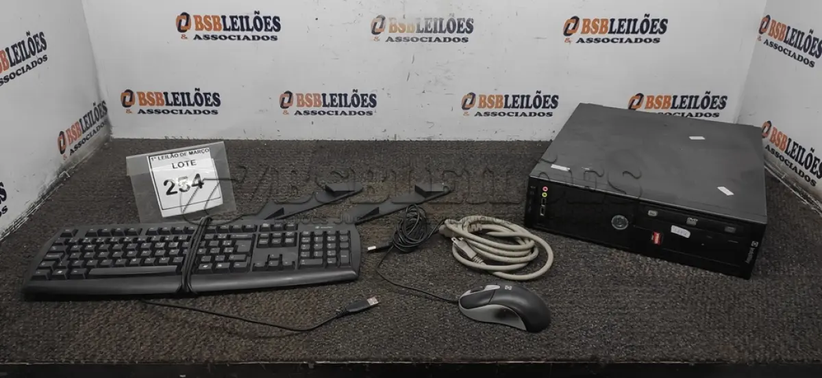 LOTE 254 - 01 CPU INFORWAY 4GB HD 500, 01 MOUSE, 01 TECLADO, 01BASE DE CPU, 01 CABO DE FORÇA. (NO ESTADO) ATENÇÃO! FAZER A VISITAÇÃO ANTES DE ARREMATAR, NÃO SABEMOS SE FUNCIONA. LEILÃO NÃO TEM GARANTIA E NEM DEVOLUÇÃO, SUJEITO A POSSÍVEIS AVARIAS VISÍVEIS/OCULTAS E/OU AUSÊNCIA DE COMPONENTES.