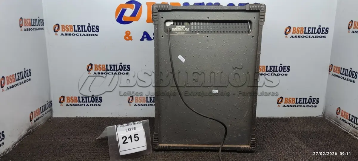 LOTE 215 - 01 CAIXA DE SOM AMPLIFICADORA MARCA  CICLOTRON. (NO ESTADO) ATENÇÃO! FAZER A VISITAÇÃO ANTES DE ARREMATAR, NÃO SABEMOS SE FUNCIONA, LEILÃO NÃO TEM GARANTIA E NEM DEVOLUÇÃO, SUJEITO A POSSÍVEIS AVARIAS VISÍVEIS/OCULTAS E/OU AUSÊNCIA DE COMPONENTES.