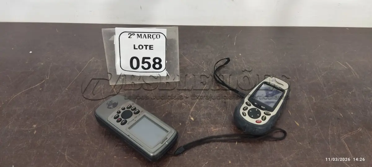 LOTE 058 - 01 GPS MODELO GPS MAP 76CSX E 01 GPS MODELO MERIDIAN COLO MARCA MAGELLAN. (NO ESTADO) ATENÇÃO! FAZER A VISITAÇÃO ANTES DE ARREMATAR, NÃO SABEMOS SE FUNCIONA, LEILÃO NÃO TEM GARANTIA E NEM DEVOLUÇÃO, SUJEITO A POSSÍVEIS AVARIAS VISÍVEIS/OCULTAS E/OU AUSÊNCIA DE COMPONENTES.