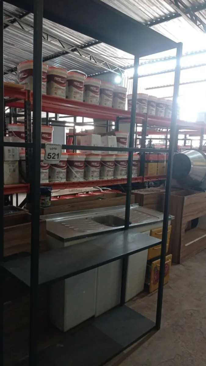 LOTE 521 - 01 ESTANTE DE FERRO DE 1,20X2,25M. (NO ESTADO) ATENÇÃO! FAZER A VISITAÇÃO ANTES DE ARREMATAR, NÃO SABEMOS SE FUNCIONA, LEILÃO NÃO TEM GARANTIA E NEM DEVOLUÇÃO, SUJEITO A POSSÍVEIS AVARIAS VISÍVEIS/OCULTAS E/OU AUSÊNCIA DE COMPONENTES.