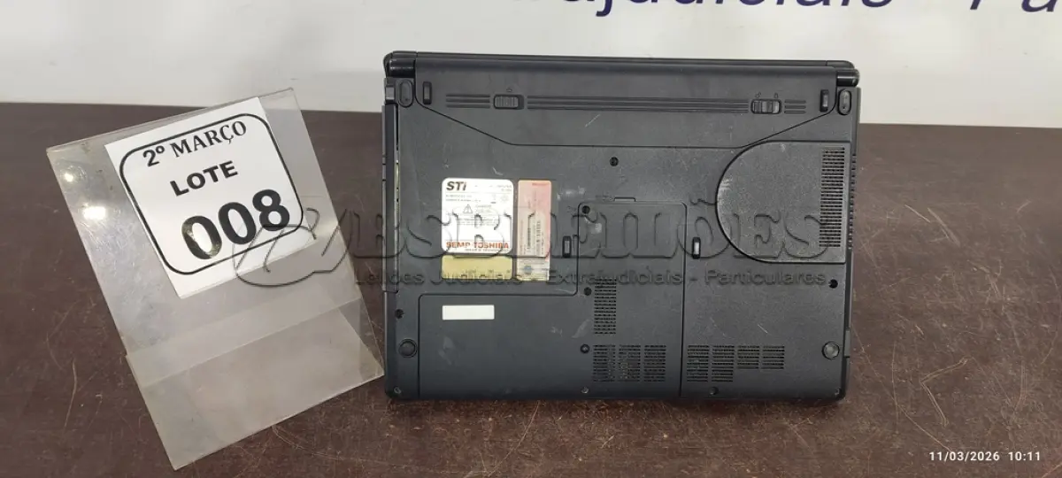 LOTE 008 - 01 NOTEBOOK MARCA SEMP TOSHIBA SEM CARREGADOR. (NO ESTADO) ATENÇÃO! FAZER A VISITAÇÃO ANTES DE ARREMATAR, NÃO SABEMOS SE FUNCIONA, LEILÃO NÃO TEM GARANTIA E NEM DEVOLUÇÃO, SUJEITO A POSSÍVEIS AVARIAS VISÍVEIS/OCULTAS E/OU AUSÊNCIA DE COMPONENTES.