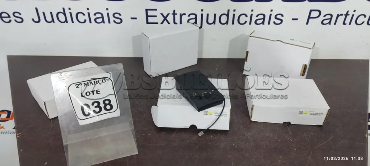LOTE 038 - 05 AMPLIFICADORES DE HEADSET MARCA AGEM. (NO ESTADO) ATENÇÃO! FAZER A VISITAÇÃO ANTES DE ARREMATAR, NÃO SABEMOS SE FUNCIONA, LEILÃO NÃO TEM GARANTIA E NEM DEVOLUÇÃO, SUJEITO A POSSÍVEIS AVARIAS VISÍVEIS/OCULTAS E/OU AUSÊNCIA DE COMPONENTES.