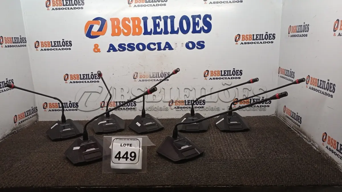 LOTE 449 - 06 MICROFONES DE MESA MODELO KLT16G MARCA KAERSECT. (NO ESTADO) ATENÇÃO! FAZER A VISITAÇÃO ANTES DE ARREMATAR, NÃO SABEMOS SE FUNCIONA, LEILÃO NÃO TEM GARANTIA E NEM DEVOLUÇÃO, SUJEITO A POSSÍVEIS AVARIAS VISÍVEIS/OCULTAS E/OU AUSÊNCIA DE COMPONENTES.