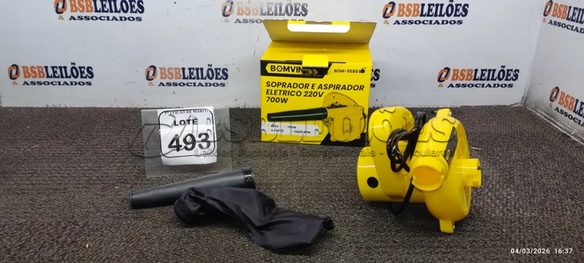 LOTE 493 - 01 SOPRADOR E ASPIRADOR ELÉTRICO 220V 700W. (NO ESTADO) ATENÇÃO! FAZER A VISITAÇÃO ANTES DE ARREMATAR, NÃO SABEMOS SE FUNCIONA, LEILÃO NÃO TEM GARANTIA E NEM DEVOLUÇÃO, SUJEITO A POSSÍVEIS AVARIAS VISÍVEIS/OCULTAS E/OU AUSÊNCIA DE COMPONENTES.