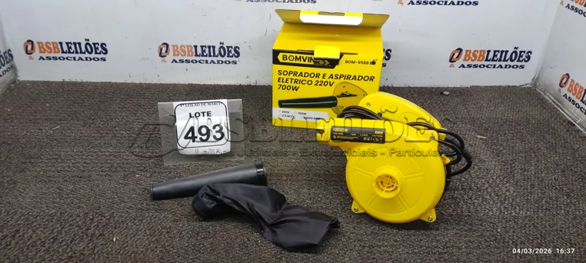 LOTE 493 - 01 SOPRADOR E ASPIRADOR ELÉTRICO 220V 700W. (NO ESTADO) ATENÇÃO! FAZER A VISITAÇÃO ANTES DE ARREMATAR, NÃO SABEMOS SE FUNCIONA, LEILÃO NÃO TEM GARANTIA E NEM DEVOLUÇÃO, SUJEITO A POSSÍVEIS AVARIAS VISÍVEIS/OCULTAS E/OU AUSÊNCIA DE COMPONENTES.