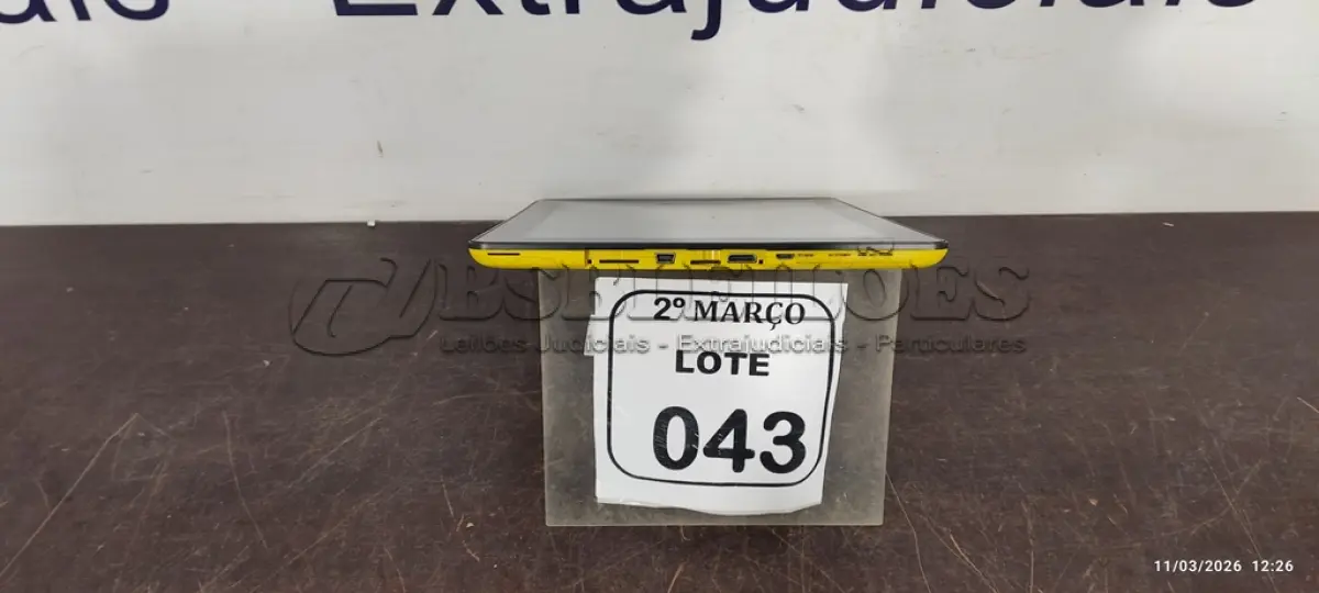 LOTE 043 - 01 TABLET MARCA POSITIVO. (NO ESTADO) ATENÇÃO! FAZER A VISITAÇÃO ANTES DE ARREMATAR, NÃO SABEMOS SE FUNCIONA, LEILÃO NÃO TEM GARANTIA E NEM DEVOLUÇÃO, SUJEITO A POSSÍVEIS AVARIAS VISÍVEIS/OCULTAS E/OU AUSÊNCIA DE COMPONENTES.