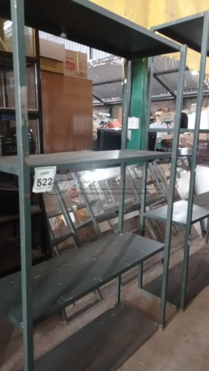 LOTE 522 - 01 ESTANTE DE FERRO DE 1,16X1,98M. (NO ESTADO) ATENÇÃO! FAZER A VISITAÇÃO ANTES DE ARREMATAR, NÃO SABEMOS SE FUNCIONA, LEILÃO NÃO TEM GARANTIA E NEM DEVOLUÇÃO, SUJEITO A POSSÍVEIS AVARIAS VISÍVEIS/OCULTAS E/OU AUSÊNCIA DE COMPONENTES.