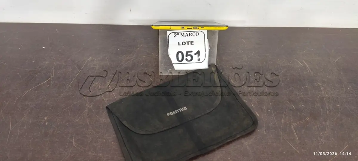 LOTE 051 - 01 TABLET MARCA POSITIVO COM CAPA. (NO ESTADO) ATENÇÃO! FAZER A VISITAÇÃO ANTES DE ARREMATAR, NÃO SABEMOS SE FUNCIONA, LEILÃO NÃO TEM GARANTIA E NEM DEVOLUÇÃO, SUJEITO A POSSÍVEIS AVARIAS VISÍVEIS/OCULTAS E/OU AUSÊNCIA DE COMPONENTES.