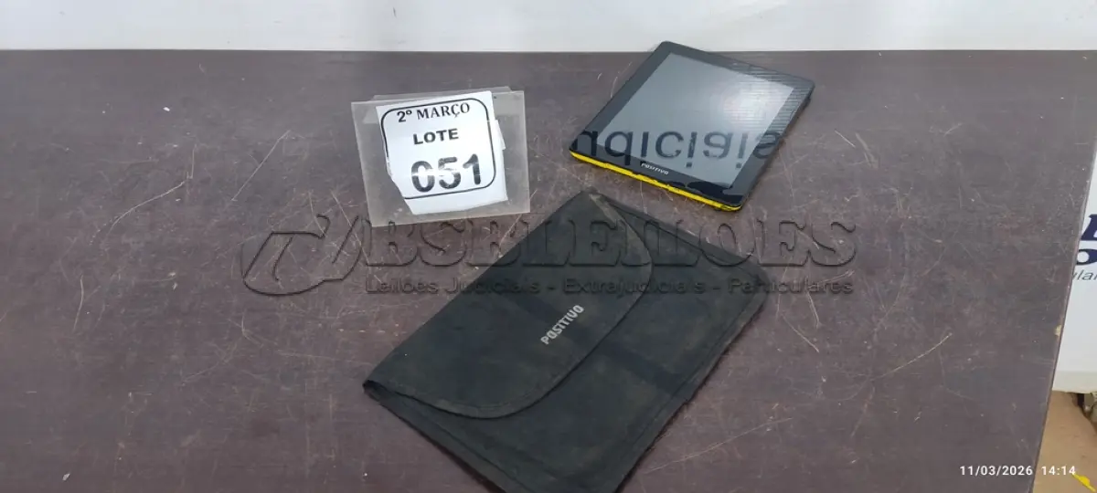 LOTE 051 - 01 TABLET MARCA POSITIVO COM CAPA. (NO ESTADO) ATENÇÃO! FAZER A VISITAÇÃO ANTES DE ARREMATAR, NÃO SABEMOS SE FUNCIONA, LEILÃO NÃO TEM GARANTIA E NEM DEVOLUÇÃO, SUJEITO A POSSÍVEIS AVARIAS VISÍVEIS/OCULTAS E/OU AUSÊNCIA DE COMPONENTES.