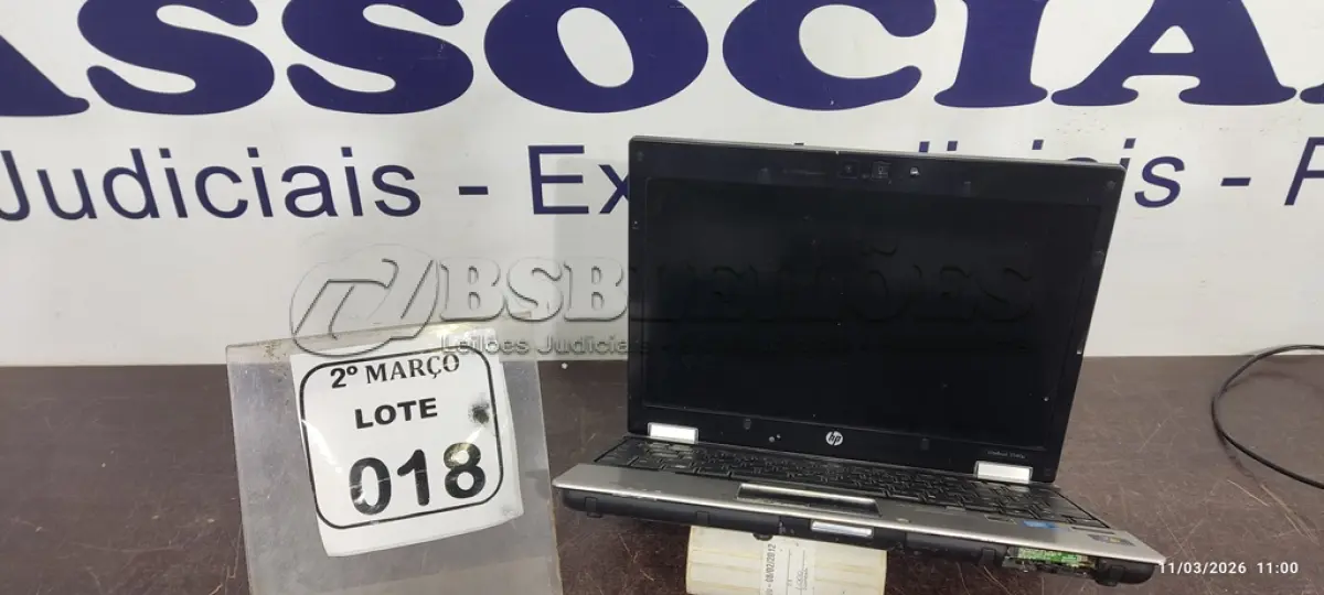 LOTE 018 - 01 NOTEBOOK MARCA HP SEM CARREGADOR. (NO ESTADO) ATENÇÃO! FAZER A VISITAÇÃO ANTES DE ARREMATAR, NÃO SABEMOS SE FUNCIONA, LEILÃO NÃO TEM GARANTIA E NEM DEVOLUÇÃO, SUJEITO A POSSÍVEIS AVARIAS VISÍVEIS/OCULTAS E/OU AUSÊNCIA DE COMPONENTES.