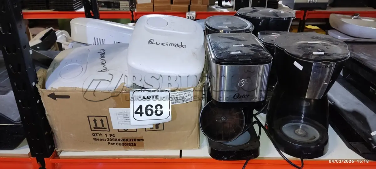 LOTE 468 - 04 CAFETEIRAS E 01 CAIXA COM VÁRIAS CENTRAIS ELÉTRICAS DE MARCAS E MODELOS DIVERSOS. (NO ESTADO) ATENÇÃO! FAZER A VISITAÇÃO ANTES DE ARREMATAR, NÃO SABEMOS SE FUNCIONA, LEILÃO NÃO TEM GARANTIA E NEM DEVOLUÇÃO, SUJEITO A POSSÍVEIS AVARIAS VISÍVEIS/OCULTAS E/OU AUSÊNCIA DE COMPONENTES.