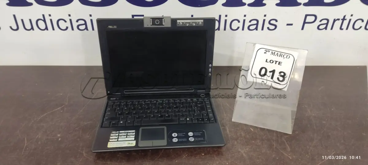 LOTE 013 - 01 TABLET MARCA ASUS SEM CARREGADOR. (NO ESTADO) ATENÇÃO! FAZER A VISITAÇÃO ANTES DE ARREMATAR, NÃO SABEMOS SE FUNCIONA, LEILÃO NÃO TEM GARANTIA E NEM DEVOLUÇÃO, SUJEITO A POSSÍVEIS AVARIAS VISÍVEIS/OCULTAS E/OU AUSÊNCIA DE COMPONENTES.
