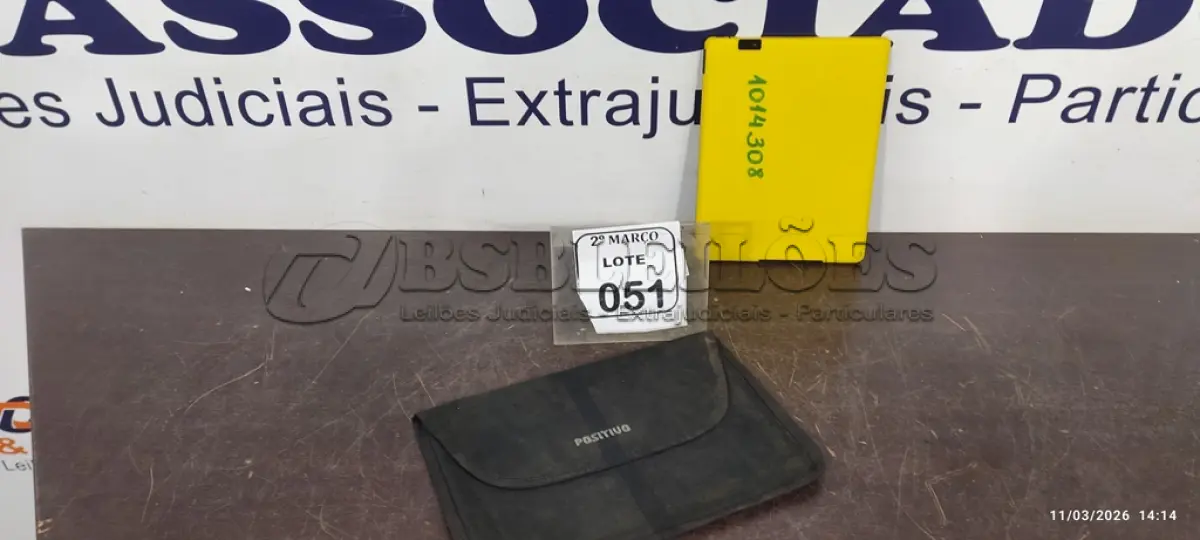 LOTE 051 - 01 TABLET MARCA POSITIVO COM CAPA. (NO ESTADO) ATENÇÃO! FAZER A VISITAÇÃO ANTES DE ARREMATAR, NÃO SABEMOS SE FUNCIONA, LEILÃO NÃO TEM GARANTIA E NEM DEVOLUÇÃO, SUJEITO A POSSÍVEIS AVARIAS VISÍVEIS/OCULTAS E/OU AUSÊNCIA DE COMPONENTES.