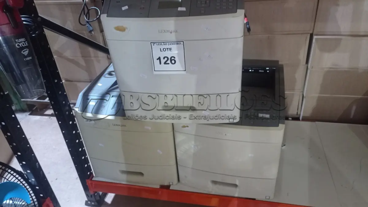 LOTE 126 - 03 IMPRESSORAS MARCA LEXMARK MODELOS DIVERSOS. (NO ESTADO) ATENÇÃO! FAZER A VISITAÇÃO ANTES DE ARREMATAR, NÃO SABEMOS SE FUNCIONA. LEILÃO NÃO TEM GARANTIA E NEM DEVOLUÇÃO, SUJEITO A POSSÍVEIS AVARIAS VISÍVEIS/OCULTAS E/OU AUSÊNCIA DE COMPONENTES.