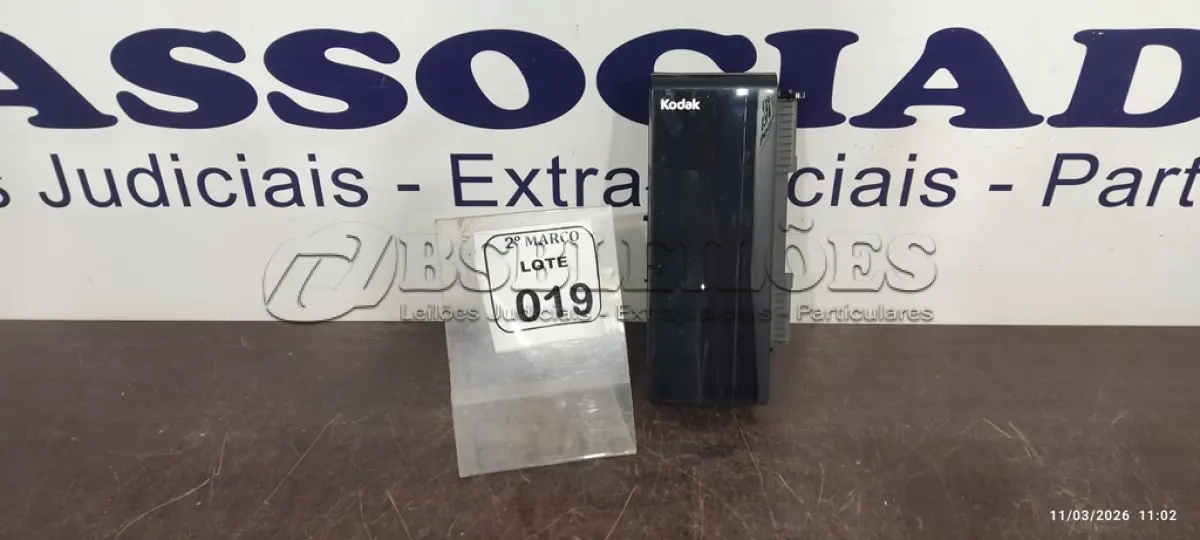 LOTE 019 - 01 SCANNER MODELO I940 MARCA KODAK SEM FONTE. (NO ESTADO) ATENÇÃO! FAZER A VISITAÇÃO ANTES DE ARREMATAR, NÃO SABEMOS SE FUNCIONA, LEILÃO NÃO TEM GARANTIA E NEM DEVOLUÇÃO, SUJEITO A POSSÍVEIS AVARIAS VISÍVEIS/OCULTAS E/OU AUSÊNCIA DE COMPONENTES.