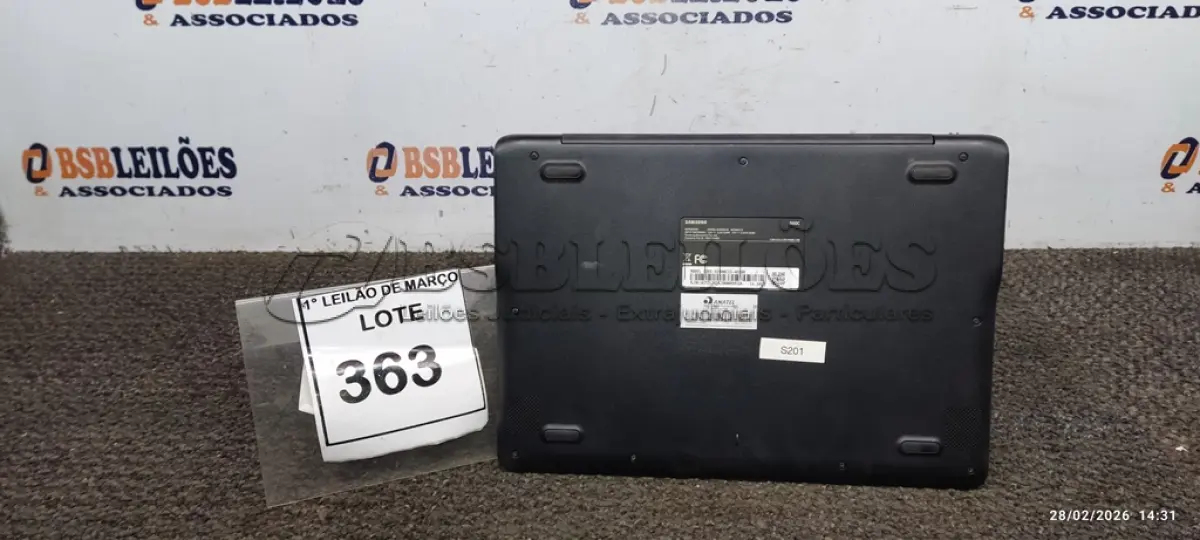 LOTE 363 - 01 NOTEBOOK 2GB DE MEMÓRIA, 16GB E.MMC TELA 11.6’’ LINHA CONNECT MARCA SAMSUNG SEM FONTE. (NO ESTADO) ATENÇÃO! FAZER A VISITAÇÃO ANTES DE ARREMATAR, NÃO SABEMOS SE FUNCIONA, LEILÃO NÃO TEM GARANTIA E NEM DEVOLUÇÃO, SUJEITO A POSSÍVEIS AVARIAS VISÍVEIS/OCULTAS E/OU AUSÊNCIA DE COMPONENTES.
