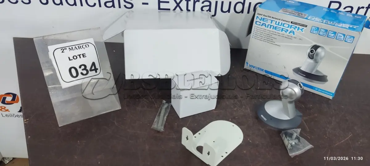 LOTE 034 - 01 CÂMERA NETWORK MARCA VIVOTEK. (NO ESTADO) ATENÇÃO! FAZER A VISITAÇÃO ANTES DE ARREMATAR, NÃO SABEMOS SE FUNCIONA, LEILÃO NÃO TEM GARANTIA E NEM DEVOLUÇÃO, SUJEITO A POSSÍVEIS AVARIAS VISÍVEIS/OCULTAS E/OU AUSÊNCIA DE COMPONENTES.