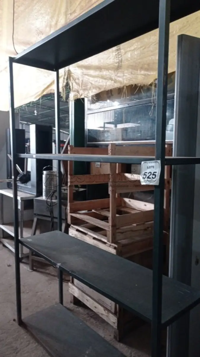 LOTE 525 - 01 ESTANTE DE FERRO DE 1,50X2,26M. (NO ESTADO) ATENÇÃO! FAZER A VISITAÇÃO ANTES DE ARREMATAR, NÃO SABEMOS SE FUNCIONA, LEILÃO NÃO TEM GARANTIA E NEM DEVOLUÇÃO, SUJEITO A POSSÍVEIS AVARIAS VISÍVEIS/OCULTAS E/OU AUSÊNCIA DE COMPONENTES.
