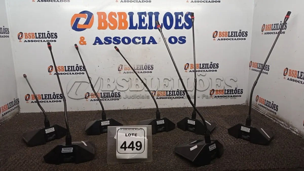 LOTE 449 - 06 MICROFONES DE MESA MODELO KLT16G MARCA KAERSECT. (NO ESTADO) ATENÇÃO! FAZER A VISITAÇÃO ANTES DE ARREMATAR, NÃO SABEMOS SE FUNCIONA, LEILÃO NÃO TEM GARANTIA E NEM DEVOLUÇÃO, SUJEITO A POSSÍVEIS AVARIAS VISÍVEIS/OCULTAS E/OU AUSÊNCIA DE COMPONENTES.