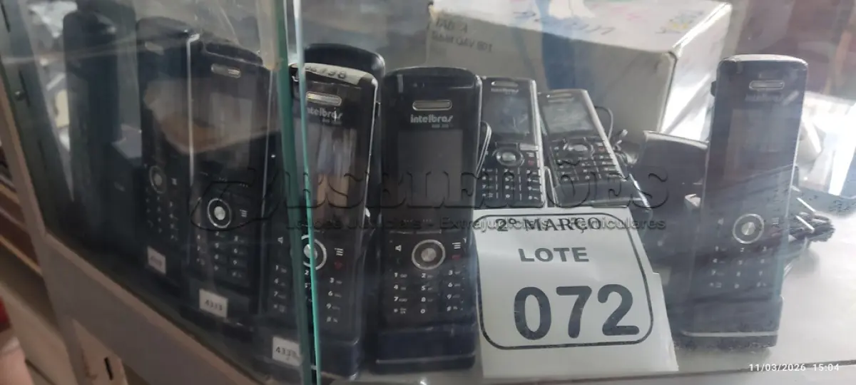 LOTE 072 - 09 APARELHOS DE TELEFONE SEM FIO MODELO GID 306 H MARCA INTELBRAS E 01 APARELHO DE TELEFONE SEM FIO MARCA GRANDSTREAM. (NO ESTADO) ATENÇÃO! FAZER A VISITAÇÃO ANTES DE ARREMATAR, NÃO SABEMOS SE FUNCIONA, LEILÃO NÃO TEM GARANTIA E NEM DEVOLUÇÃO, SUJEITO A POSSÍVEIS AVARIAS VISÍVEIS/OCULTAS E/OU AUSÊNCIA DE COMPONENTES.