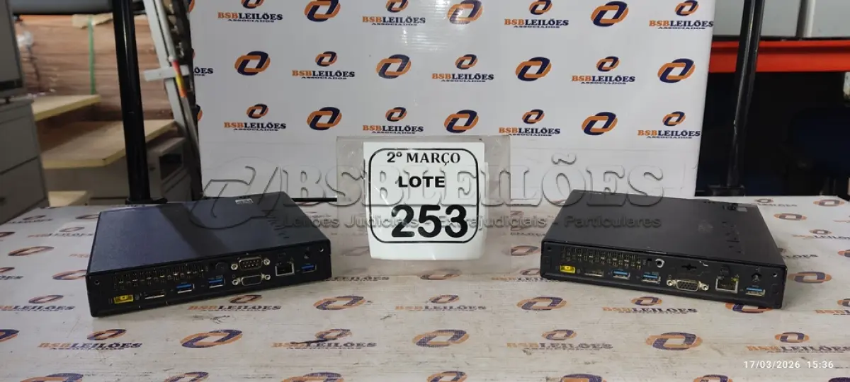 LOTE 253 - 02 MINIS PC SERIE THINKCENTRE MARCA LENOVO. (NO ESTADO) ATENÇÃO! FAZER A VISITAÇÃO ANTES DE ARREMATAR, NÃO SABEMOS SE FUNCIONA, LEILÃO NÃO TEM GARANTIA E NEM DEVOLUÇÃO, SUJEITO A POSSÍVEIS AVARIAS VISÍVEIS/OCULTAS E/OU AUSÊNCIA DE COMPONENTES.