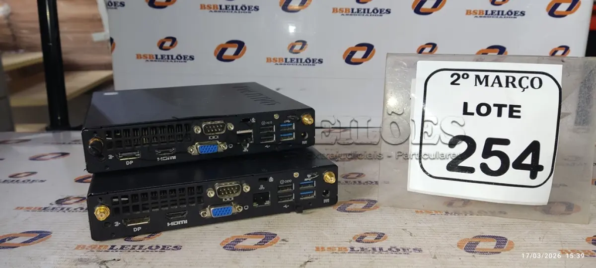 LOTE 254 - 02 MINIS PC MARCA POSITIVO. (NO ESTADO) ATENÇÃO! FAZER A VISITAÇÃO ANTES DE ARREMATAR, NÃO SABEMOS SE FUNCIONA, LEILÃO NÃO TEM GARANTIA E NEM DEVOLUÇÃO, SUJEITO A POSSÍVEIS AVARIAS VISÍVEIS/OCULTAS E/OU AUSÊNCIA DE COMPONENTES.