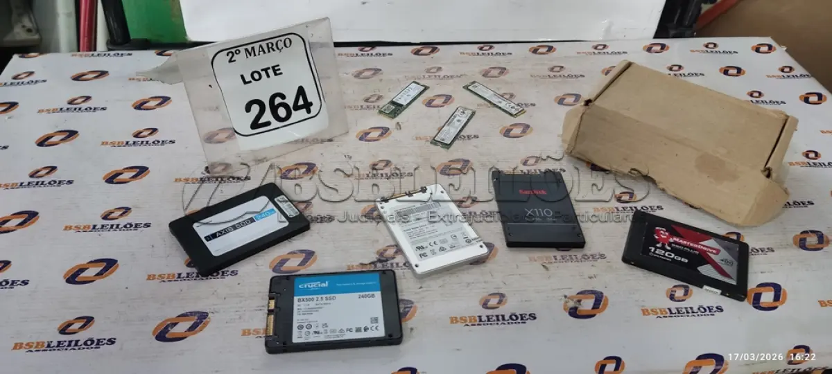 LOTE 264 - 08 SSD DE MARCAS E MODELOS DIVERSOS. (NO ESTADO) ATENÇÃO! FAZER A VISITAÇÃO ANTES DE ARREMATAR, NÃO SABEMOS SE FUNCIONA, LEILÃO NÃO TEM GARANTIA E NEM DEVOLUÇÃO, SUJEITO A POSSÍVEIS AVARIAS VISÍVEIS/OCULTAS E/OU AUSÊNCIA DE COMPONENTES.
