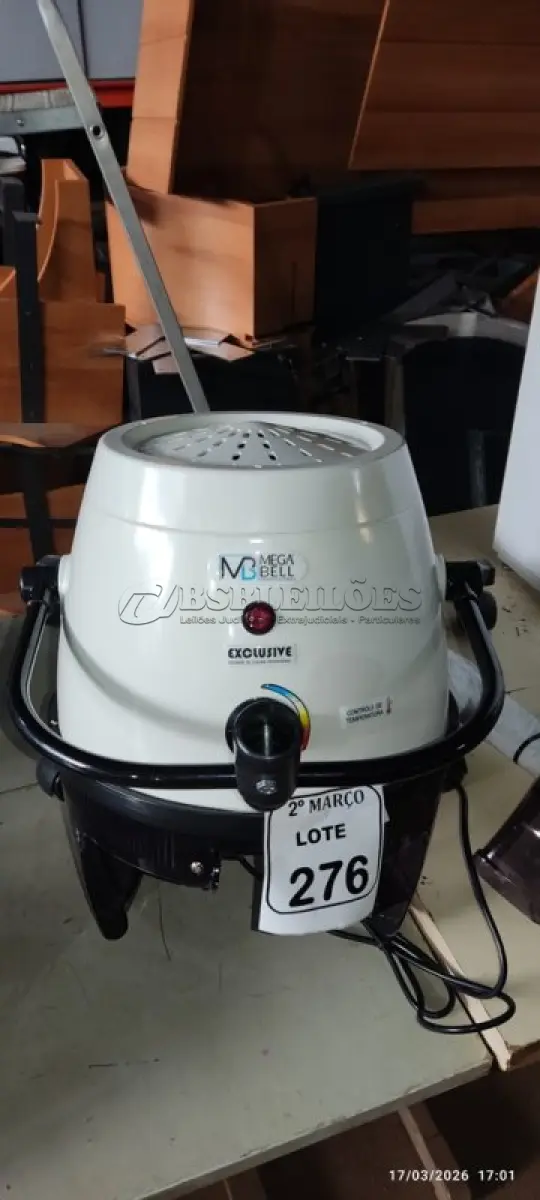 LOTE 276 - 01 SECADOR DE CABELO PROFISSIONAL 220V MARCA MEGA BELL. (NO ESTADO) ATENÇÃO! FAZER A VISITAÇÃO ANTES DE ARREMATAR, NÃO SABEMOS SE FUNCIONA, LEILÃO NÃO TEM GARANTIA E NEM DEVOLUÇÃO, SUJEITO A POSSÍVEIS AVARIAS VISÍVEIS/OCULTAS E/OU AUSÊNCIA DE COMPONENTES.