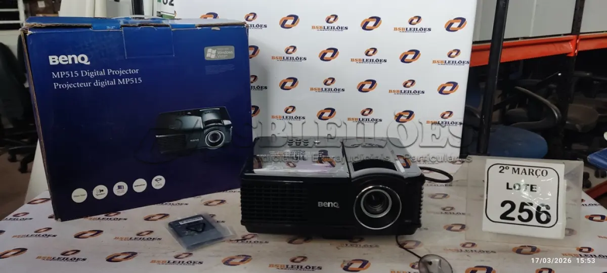 LOTE 256 - 01 PROJETOR MODELO MP515 MARCA BENQ. (NO ESTADO) ATENÇÃO! FAZER A VISITAÇÃO ANTES DE ARREMATAR, NÃO SABEMOS SE FUNCIONA, LEILÃO NÃO TEM GARANTIA E NEM DEVOLUÇÃO, SUJEITO A POSSÍVEIS AVARIAS VISÍVEIS/OCULTAS E/OU AUSÊNCIA DE COMPONENTES.
