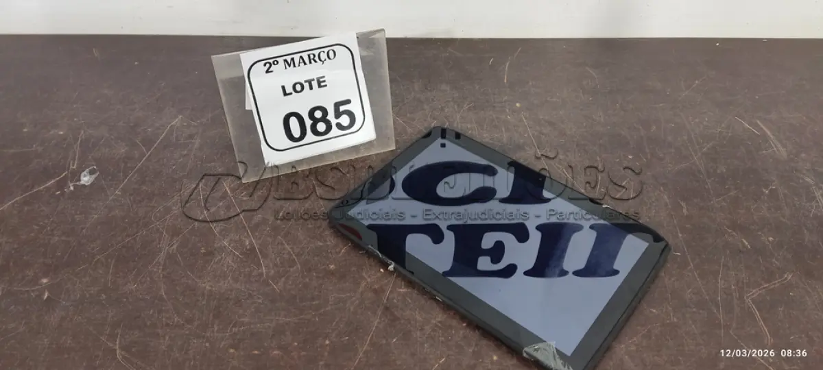 LOTE 085 - 01 TABLET MARCA MOTOROLA. (NO ESTADO) ATENÇÃO! FAZER A VISITAÇÃO ANTES DE ARREMATAR, NÃO SABEMOS SE FUNCIONA, LEILÃO NÃO TEM GARANTIA E NEM DEVOLUÇÃO, SUJEITO A POSSÍVEIS AVARIAS VISÍVEIS/OCULTAS E/OU AUSÊNCIA DE COMPONENTES.