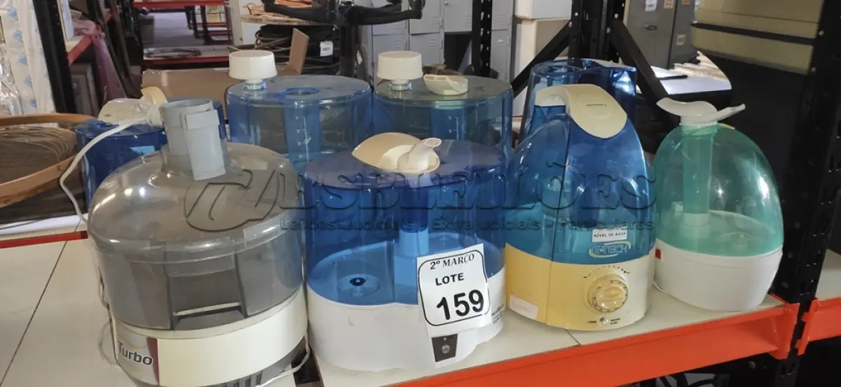 LOTE 159 - 08 UMIDIFICADORES DE MARCAS E MODELOS DIVERSOS. (NO ESTADO) ATENÇÃO! FAZER A VISITAÇÃO ANTES DE ARREMATAR, NÃO SABEMOS SE FUNCIONA, LEILÃO NÃO TEM GARANTIA E NEM DEVOLUÇÃO, SUJEITO A POSSÍVEIS AVARIAS VISÍVEIS/OCULTAS E/OU AUSÊNCIA DE COMPONENTES.
