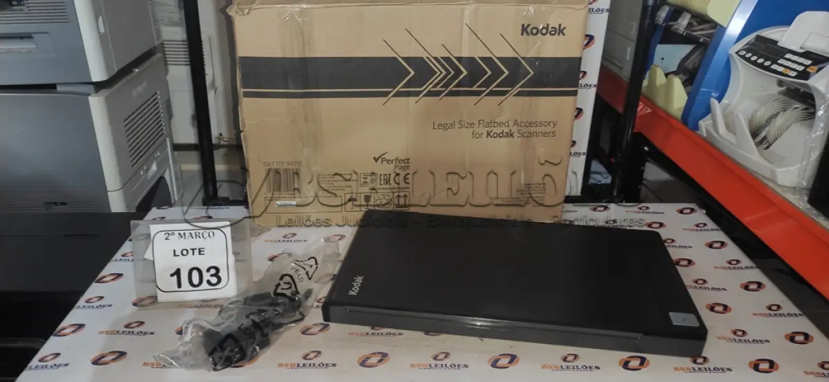 LOTE 103 - 01 SCANNER MARCA KODAK. (NO ESTADO) ATENÇÃO! FAZER A VISITAÇÃO ANTES DE ARREMATAR, NÃO SABEMOS SE FUNCIONA, LEILÃO NÃO TEM GARANTIA E NEM DEVOLUÇÃO, SUJEITO A POSSÍVEIS AVARIAS VISÍVEIS/OCULTAS E/OU AUSÊNCIA DE COMPONENTES.