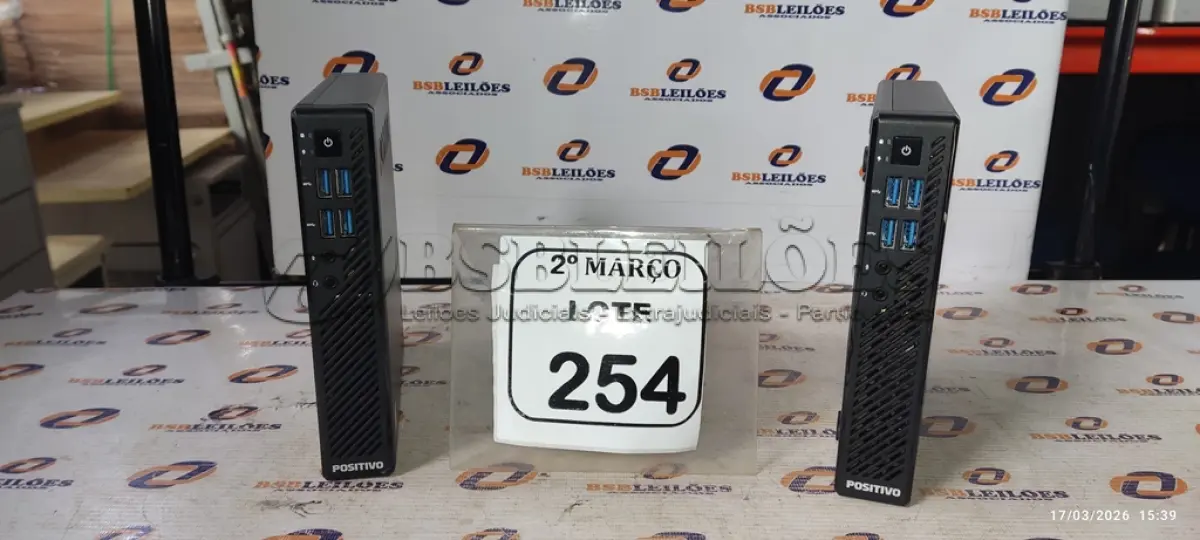 LOTE 254 - 02 MINIS PC MARCA POSITIVO. (NO ESTADO) ATENÇÃO! FAZER A VISITAÇÃO ANTES DE ARREMATAR, NÃO SABEMOS SE FUNCIONA, LEILÃO NÃO TEM GARANTIA E NEM DEVOLUÇÃO, SUJEITO A POSSÍVEIS AVARIAS VISÍVEIS/OCULTAS E/OU AUSÊNCIA DE COMPONENTES.