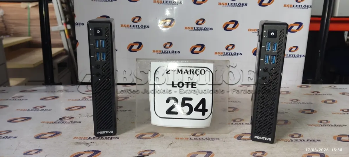 LOTE 254 - 02 MINIS PC MARCA POSITIVO. (NO ESTADO) ATENÇÃO! FAZER A VISITAÇÃO ANTES DE ARREMATAR, NÃO SABEMOS SE FUNCIONA, LEILÃO NÃO TEM GARANTIA E NEM DEVOLUÇÃO, SUJEITO A POSSÍVEIS AVARIAS VISÍVEIS/OCULTAS E/OU AUSÊNCIA DE COMPONENTES.