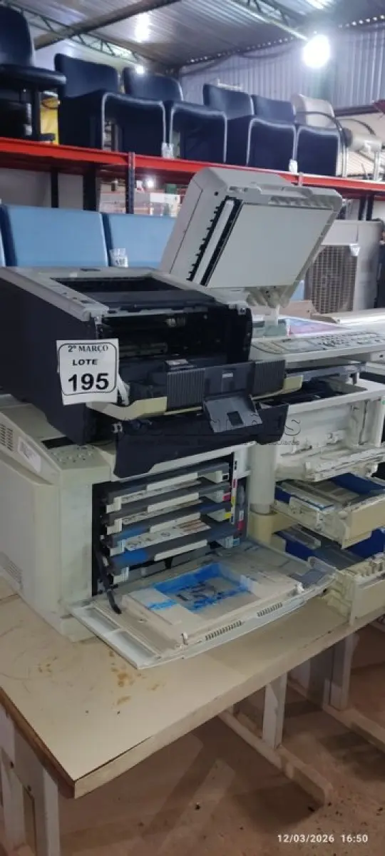 LOTE 195 - 03 IMPRESSORAS MARCAS BROTHER, OKI E LEXMARK. (NO ESTADO) ATENÇÃO! FAZER A VISITAÇÃO ANTES DE ARREMATAR, NÃO SABEMOS SE FUNCIONA, LEILÃO NÃO TEM GARANTIA E NEM DEVOLUÇÃO, SUJEITO A POSSÍVEIS AVARIAS VISÍVEIS/OCULTAS E/OU AUSÊNCIA DE COMPONENTES.