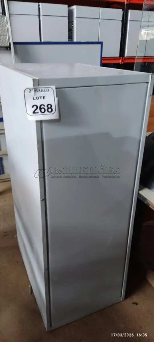 LOTE 268 - 01 ARQUIVO DE AÇO COM 04 PORTAS. (NO ESTADO) ATENÇÃO! FAZER A VISITAÇÃO ANTES DE ARREMATAR, NÃO SABEMOS SE FUNCIONA, LEILÃO NÃO TEM GARANTIA E NEM DEVOLUÇÃO, SUJEITO A POSSÍVEIS AVARIAS VISÍVEIS/OCULTAS E/OU AUSÊNCIA DE COMPONENTES.