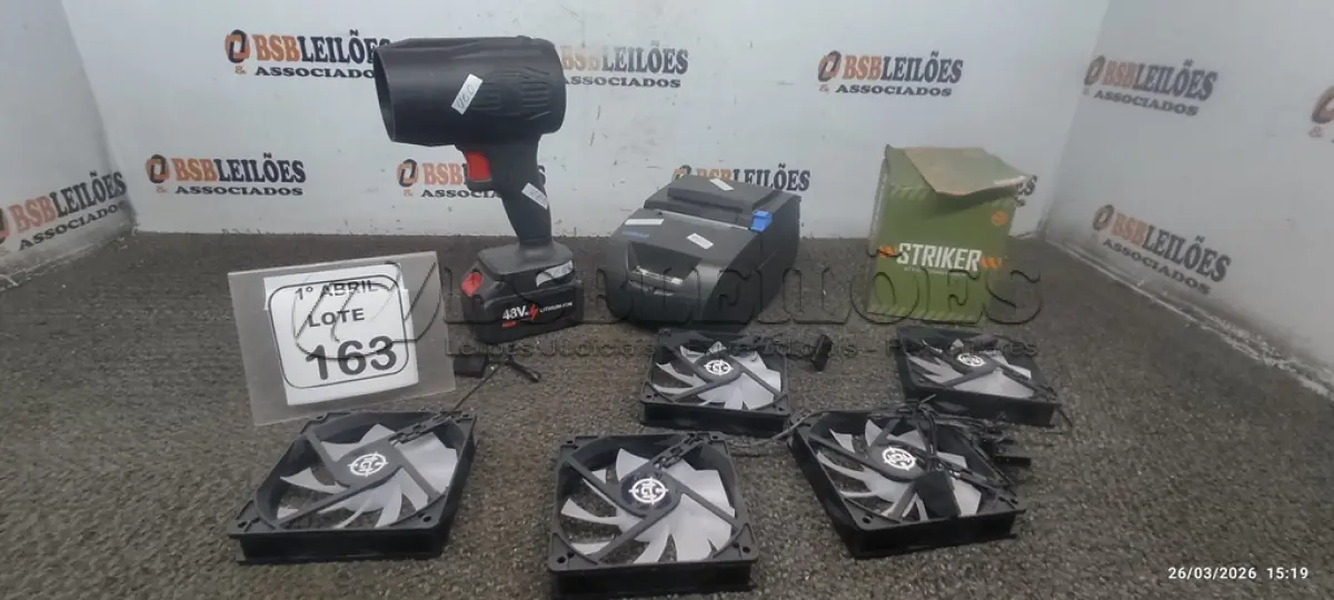 LOTE 163 - 01 SOPRADOR COM 01 BATERIA DE 48V, 05 VENTOINHAS RAINBOW MARCA STRIKER 3 01 IMPRESSORA DE CUPOM MARCA DIEBOLD. (NO ESTADO) ATENÇÃO! FAZER A VISITAÇÃO ANTES DE ARREMATAR, NÃO SABEMOS SE FUNCIONA, LEILÃO NÃO TEM GARANTIA E NEM DEVOLUÇÃO, SUJEITO A POSSÍVEIS AVARIAS VISÍVEIS/OCULTAS E/OU AUSÊNCIA DE COMPONENTES.