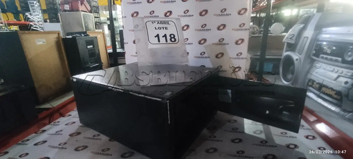 LOTE 118 - 01 COFRE DIGITAL. (NO ESTADO) ATENÇÃO! FAZER A VISITAÇÃO ANTES DE ARREMATAR, NÃO SABEMOS SE FUNCIONA, LEILÃO NÃO TEM GARANTIA E NEM DEVOLUÇÃO, SUJEITO A POSSÍVEIS AVARIAS VISÍVEIS/OCULTAS E/OU AUSÊNCIA DE COMPONENTES.