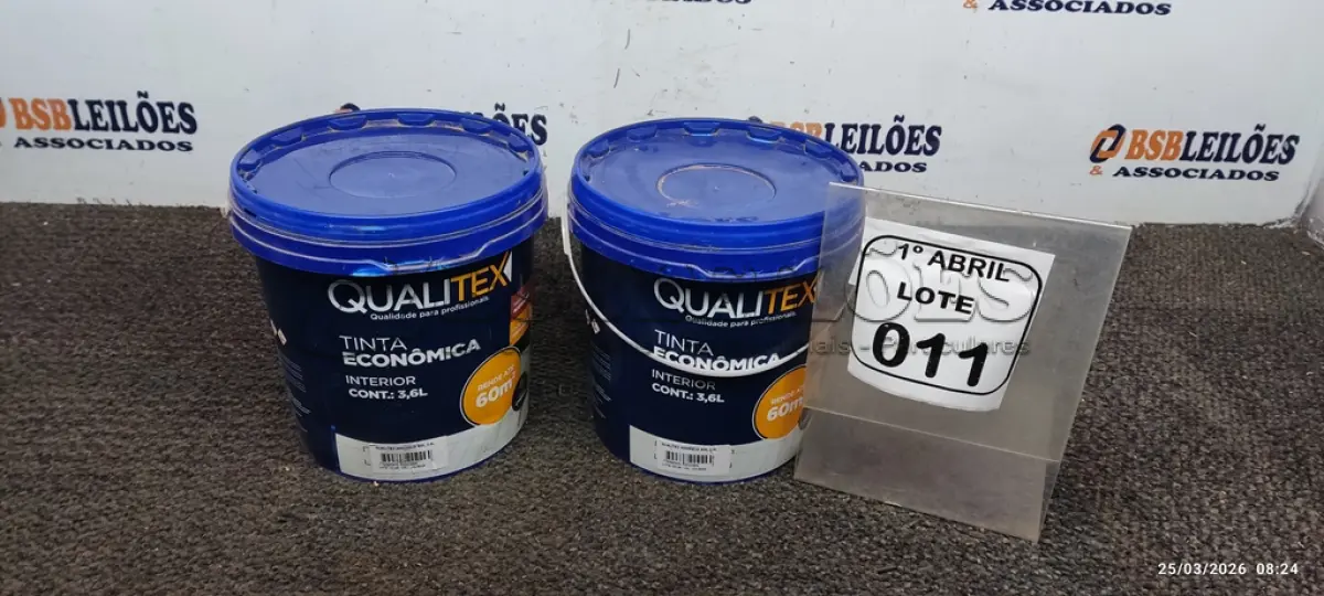 LOTE 011 - 02 BALDES DE TINTA PARA INTERIORES ANTIMOFO DE 3,6L NA COR AMARELO SOL MARCA QUALITEX. (NO ESTADO) ATENÇÃO! FAZER A VISITAÇÃO ANTES DE ARREMATAR, NÃO SABEMOS SE FUNCIONA, LEILÃO NÃO TEM GARANTIA E NEM DEVOLUÇÃO, SUJEITO A POSSÍVEIS AVARIAS VISÍVEIS/OCULTAS E/OU AUSÊNCIA DE COMPONENTES.