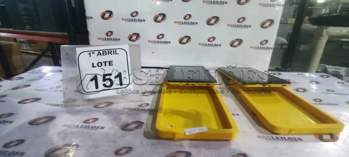 LOTE 151 - 02 TABLETS MARCA CCE. (NO ESTADO) ATENÇÃO! FAZER A VISITAÇÃO ANTES DE ARREMATAR, NÃO SABEMOS SE FUNCIONA, LEILÃO NÃO TEM GARANTIA E NEM DEVOLUÇÃO, SUJEITO A POSSÍVEIS AVARIAS VISÍVEIS/OCULTAS E/OU AUSÊNCIA DE COMPONENTES.