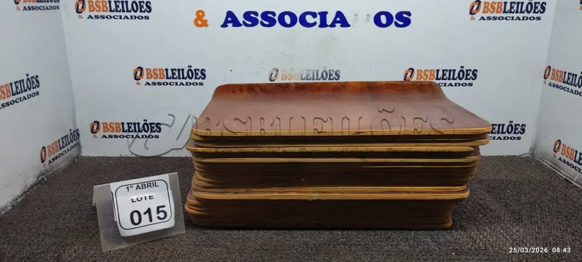 LOTE 015 - 20 PLACAS DE MADEIRA. (NO ESTADO) ATENÇÃO! FAZER A VISITAÇÃO ANTES DE ARREMATAR, NÃO SABEMOS SE FUNCIONA, LEILÃO NÃO TEM GARANTIA E NEM DEVOLUÇÃO, SUJEITO A POSSÍVEIS AVARIAS VISÍVEIS/OCULTAS E/OU AUSÊNCIA DE COMPONENTES.