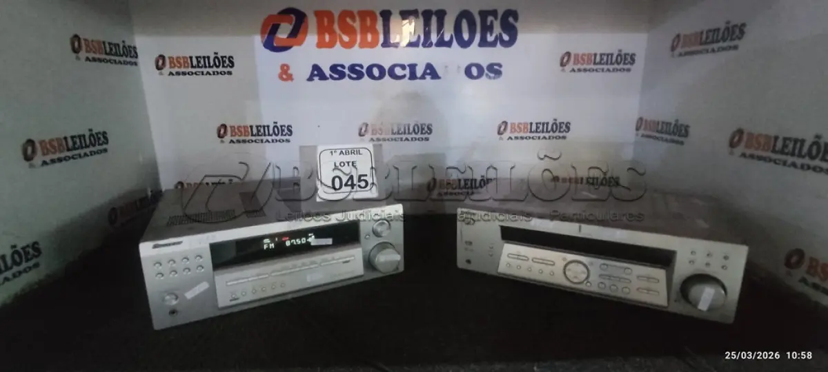 LOTE 045 - 01 RECEIVER MODELO VSX-D414 MARCA PIONEER E 01 RECEIVER MODELO STR-DE485 MARCA SONY. (NO ESTADO) ATENÇÃO! FAZER A VISITAÇÃO ANTES DE ARREMATAR, NÃO SABEMOS SE FUNCIONA, LEILÃO NÃO TEM GARANTIA E NEM DEVOLUÇÃO, SUJEITO A POSSÍVEIS AVARIAS VISÍVEIS/OCULTAS E/OU AUSÊNCIA DE COMPONENTES.